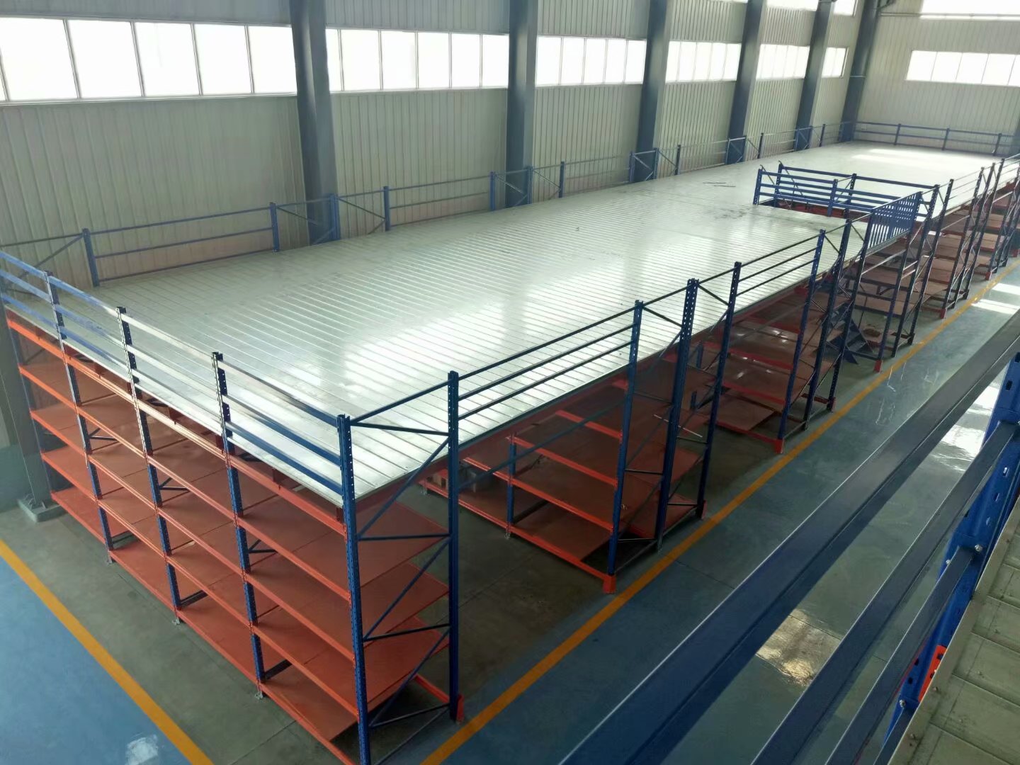 鋼（gāng）平台